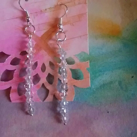 earrings - Picture 7 of 8